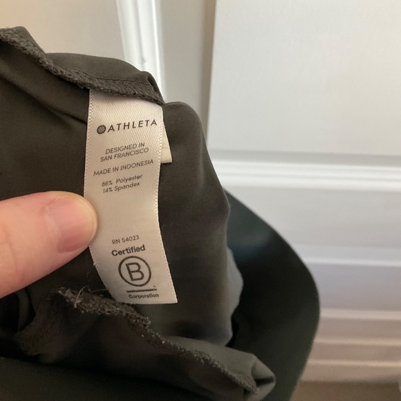 Athleta Salutation Cargo Joggers - Olive Green/Grey - Size 2 - Picture 9 of 11